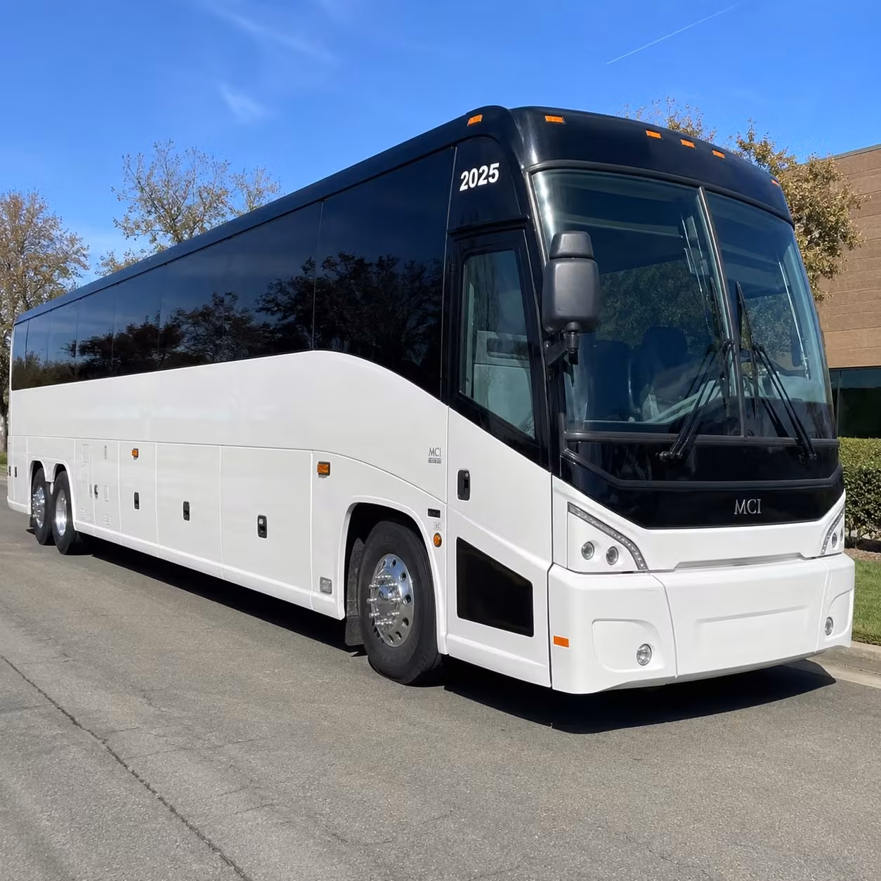 garden grove employee shuttle services that keep your team moving