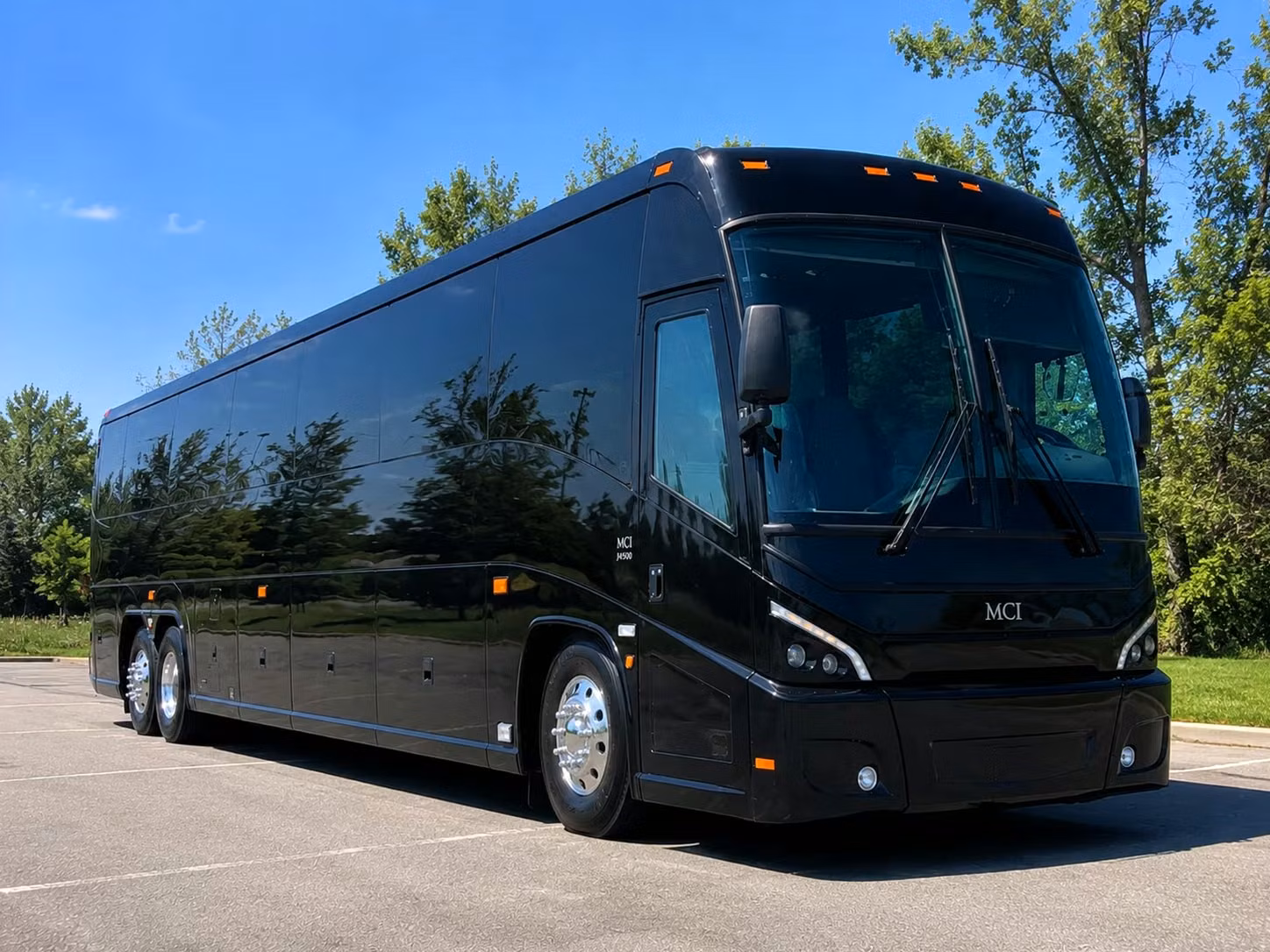 minibus rentals in garden grove keep smaller prom groups comfortable and on schedule